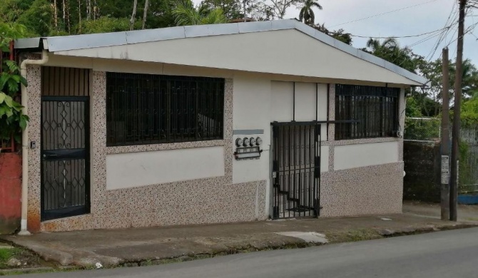 MARTA'S GUESTHOUSES, with self entry system in Limón City