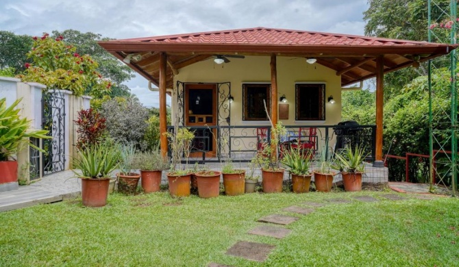 Las Palmas Mini Casita 1