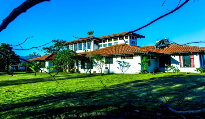 Two Acre Private Costa Rican Villa Volcano Views Gym Hot Tub