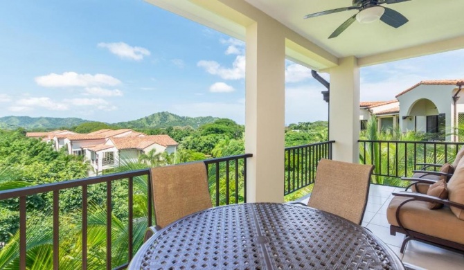 Unique 3BD Wonder on 3rd Floor in Coco with Mountain Views