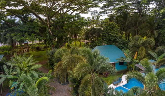 Beachfront Villa Starfish w AC and POOL