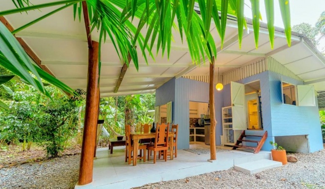 Casa Theia - Comfort cabin, Caribbean jungle beach