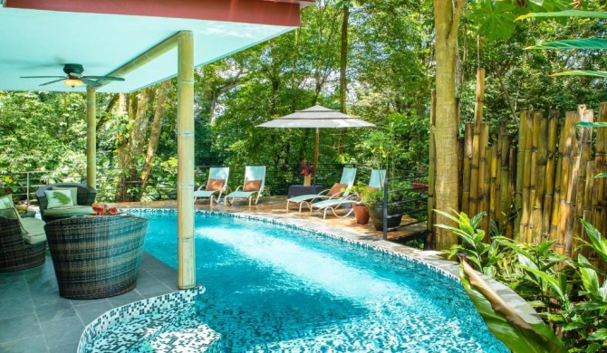 Rainforest Gem 2BR Aracari Villa with Private Pool AC Wi-Fi
