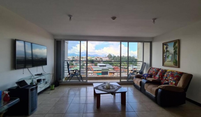 Apartment with city view in Oasis de San José