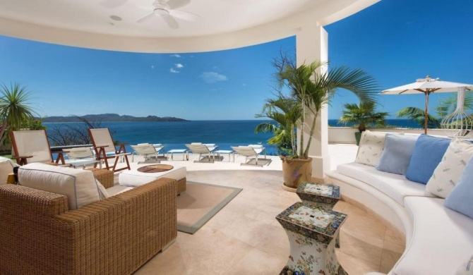 Giant Luxury Mansion in Flamingo with Pool and Great Ocean Views