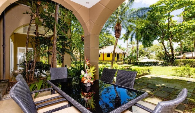 Matapalo 104 - 2 Bedroom Poolside Condo at the Diria Resort