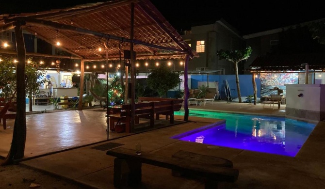 TamaHostel & Glamping