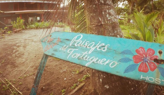 Paisajes del Tortuguero (On The Beach and Town Center)