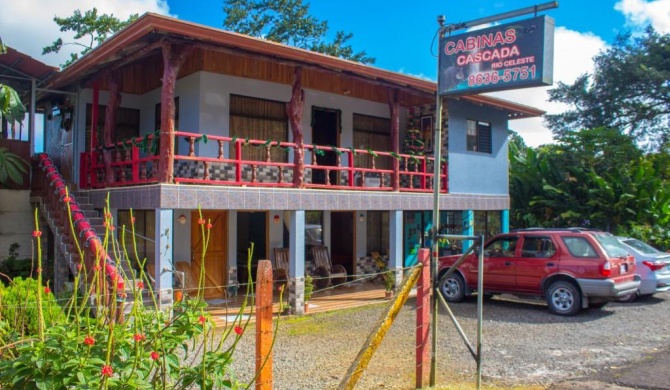 Cabinas Cascada Rio Celeste