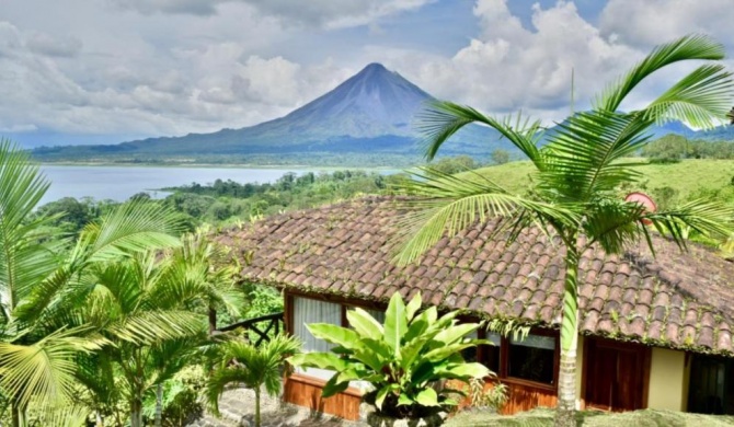 Pie in the Sky 1 Gorgeous Cottage with spectacular scenic views